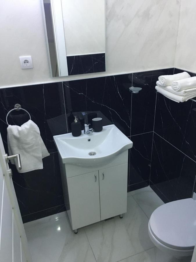 Seti Gorgeous Apartments With Jacuzzi Белград Екстериор снимка