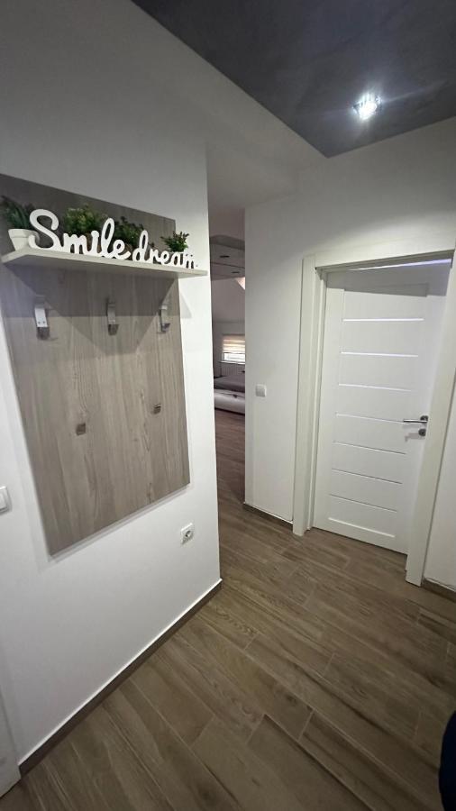 Seti Gorgeous Apartments With Jacuzzi Белград Екстериор снимка