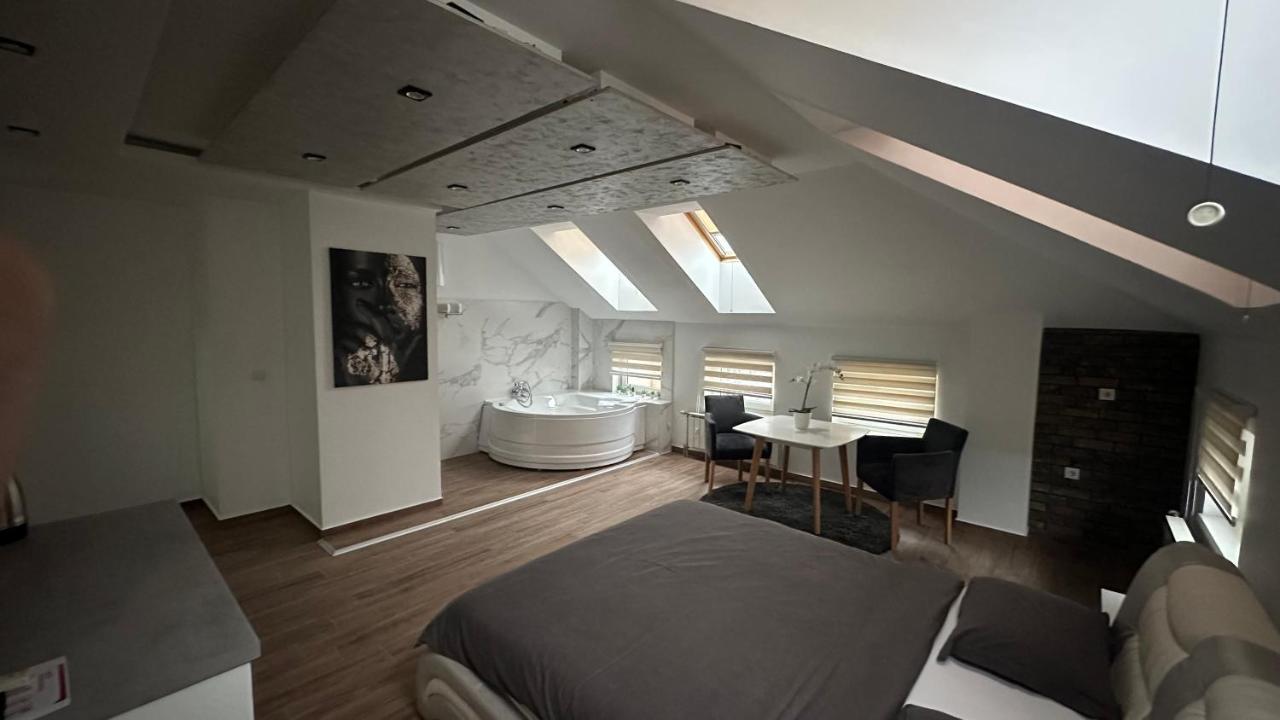 Seti Gorgeous Apartments With Jacuzzi Белград Екстериор снимка